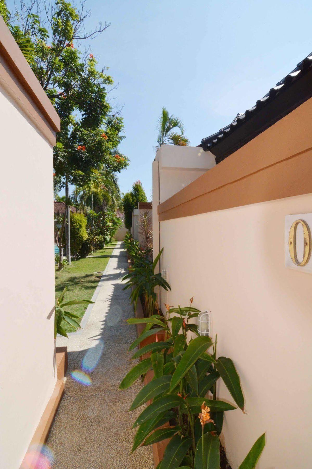 Kutaville Seminyak Extérieur photo